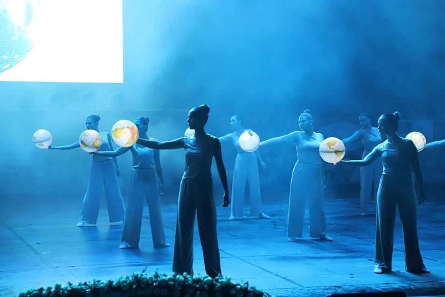 Konserler ve Sahne Gösterileri